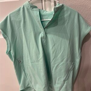 Mint green figs scrub set